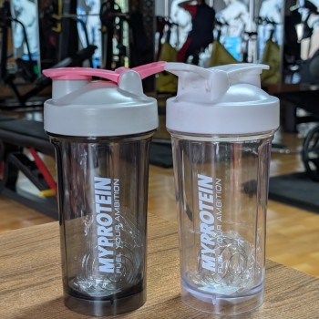 Myprotein shaker bottle 550 ml Transparent Myprotein shaker bottle 550 ml Transparent
